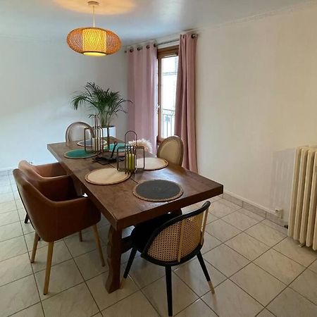 Appartement «La Vie Est Belle» Au Coeur De Sézanne מראה חיצוני תמונה